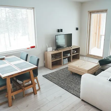 木屋 Tunturinlaita D3 *